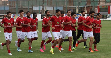 ورم اللثة وراء غياب ربيعة.. وتقسيمة " تراى ماتش" بين لاعبى الأهلى 