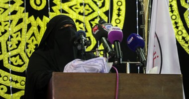 للمرة الأولى.. أمينة المرأة بحزب النور تصعد للمنصة بمؤتمر فى الإسكندرية 