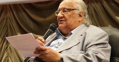 بالفيديو.. جثمان السيد ياسين يصل مسجد الحصرى استعدادا لأداء صلاة الجنازة
