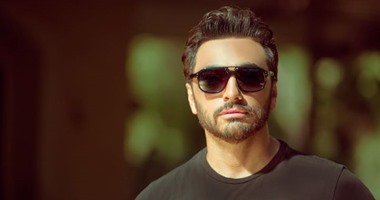 تامر حسنى يهنئ الأقباط بعيد الميلاد: كل سنة وإحنا إيد واحدة