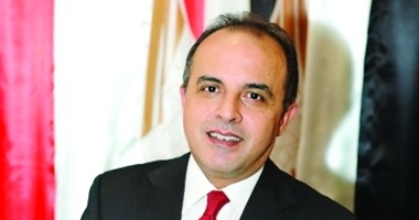 سفير مصر بالإمارات يتحدث عن "العدالة" بين الأهلى والمصرى قبل السوبر