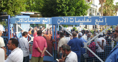 عمال شركة "التمساح" بالإسماعيلية يهددون بالاعتصام