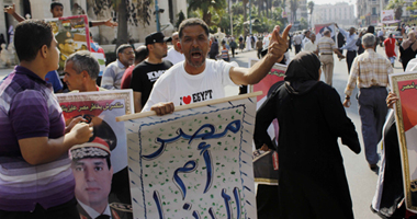 المصحف والصليب بمظاهرات "القائد إبراهيم" ضد الإرهاب