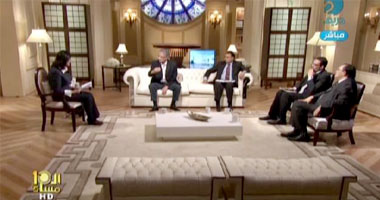 "العاشرة مساءً" ترصد انتخابات "الشعب".. محمد كمال: انتخابات 2010 أكثر تنافساً وأقل عنفاً.. والسناوى: مازلنا أمام مسلسل مكرر.. وخالد صلاح: "الوطنى" يراهن على الجولة الثانية وليس الأولى 