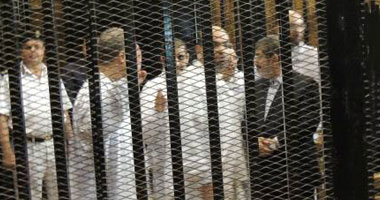 "التليفزيون": مرسى مجادلا رئيس المحكمة: أنا الرئيس الشرعى للبلاد