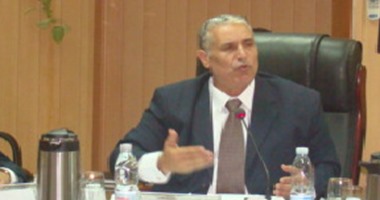 رئيس جامعة دمياط يلتقى الأسر الطلابية بكلية التربية