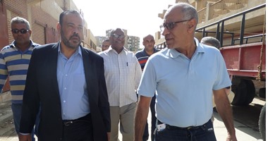 بالصور.. رئيس البيت الفنى للفنون الشعبية يتفقد "سيرك مايو"