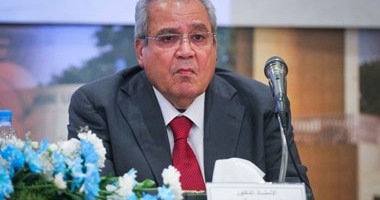 معارك دائمة الاشتعال بين الأزهر والمثقفين..عصفور:لا كهنوت فى الإسلام والمؤسسة ليس لها سلطة.."القمنى" يطالب باعتبارها "إرهابية"..والطيب:وصف مناهجنا بالداعشية جريمة..وشومان: مهاجمة الأزهر تضر الأمة كلها