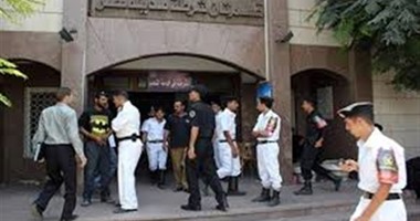 والد ملكة جمال مصر السابقة يتهم دنماركى بتحريضها على الهروب معه للخارج