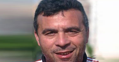 فرج عامر يهنئ مدرب حراس سموحة على مستوى أمير عبد الحميد وبديله