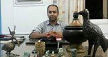 شرطة الآثار تضبط تمثال طائر عليه نقوش فرعونية بأسوان
