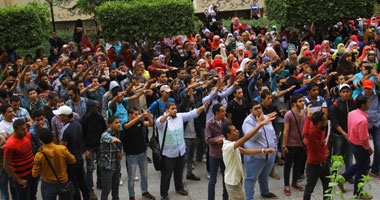 استنفار أمنى بميدان النهضة وتمشيط جامعة القاهرة بالكلاب البوليسية