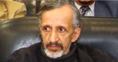 يد الإرهاب تطال السياسى اليمنى البارز محمد المتوكل.. الشهيد يعد أبرز المفكرين وأكثرهم تأثيرا فى الحياة السياسية بصنعاء خلال العقود الثلاثة الأخيرة.. وساهم فى إنشاء مجلس تنسيق أحزاب المعارضة
