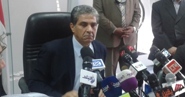 وزير البيئة: وضع قوانين وآليات للاستفادة من المخلفات الصلبة