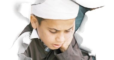 مناهج الأزهر.. الباب الخلفى للإرهاب والطائفية والعنصرية فى مصر..كتب الفقه بالمعاهد الأزهرية تبيح أكل لحوم البشر والمرأة والصبى دون شيّها وتجيز للإنسان قطع جزء من جسده وأكله إذا اضطر