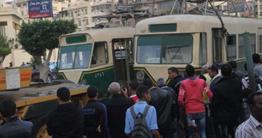 النيابة تعاين موقع حادث تصادم ترامى مصر الجديدة