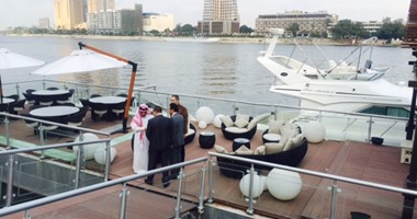 السفير السعودى يستضيف تامر أمين وخيرى رمضان والليثى على يخته الخاص 