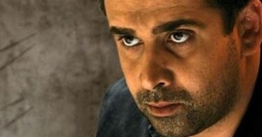 كريم عبد العزيز ينعى نور الشريف: فقدنا رمزًا من رموز الفن المصرى والعربى