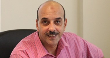 "للربيع بـ نحِّنْ" رباعية جديدة للشاعر أشرف الشافعى
