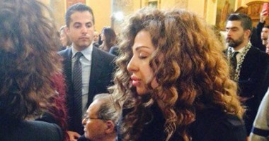 ميريام فارس تحضر قداس "الشحرورة" فى بيروت