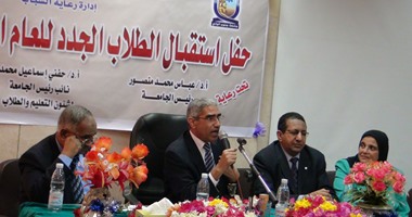 أسرة "حورس" تنظم حفل استقبال للطلاب الجدد بجامعة جنوب الوادى