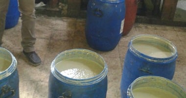 القبض على صاحب مصنع طحينة غير صالحة للاستهلاك الآدمى فى الوراق