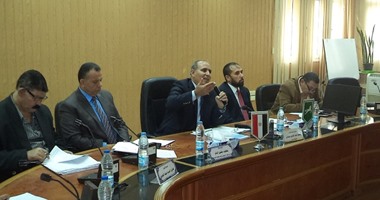 محافظ الشرقية يجرى تغييرات بالإدارة الهندسية.. ويؤكد الفساد أساسه المحليات