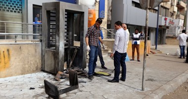 مسيرة إخوانية تشعل النار بكشك حراسة تابع لبنك بالهرم