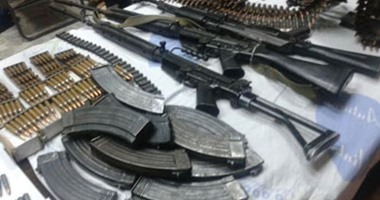القبض على 3 أشخاص بحوزتهم قناصتين وجرينوف وشريط طلقات فى الصف