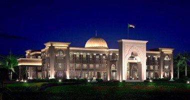 الظلام يغطى العاصمة السودانية الخرطوم  بعد انقطاع التيار الكهربائى