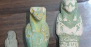 القبض على عاطلين بحوزتهما تماثيل وعملات أثرية فى الوادى الجديد