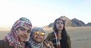 بالصور.. نجوم "تياترو مصر" يدعمون السياحة فى شرم الشيخ