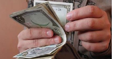 ضبط طالب بحوزته أوراق مالية مزيفة داخل مدرسة بشبرا الخيمة