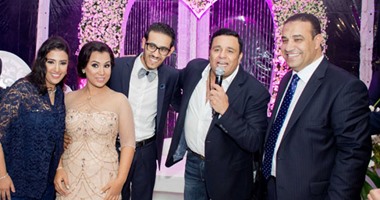 بالصور.. فؤاد وحكيم وبوسى وحجاج نجوم عقد قران "إيهاب " و"شيماء"