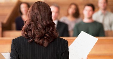 ما لا تعرفه "الست الغلبانة" عن حقوقها فى العمل.. القانون يلزم مديرك بتوفير حضانة لأولادك.. خفض ساعات العمل أثناء الحمل.. ويحظر "الشفتات المسائية".. اكتشفى ما أعطاه لك القانون وسلبه منك رئيسك فى العمل