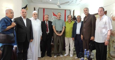 بالصور.. "آل البيت" و"أحفاد الصحابة" يرصدون "الكتاب الأسود" لـ"علاء أبو العزائم" شيخ الطريقة الصوفية ويؤكدون: طبع كتبًا تهاجم صحابة الرسول.. والأموال و"زواج المتعة" حيلته لاستقطاب الشباب إلى"التشيع"