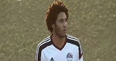 محمد الننى يتقدم بالهدف الأول للفراعنة أمام تشاد