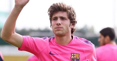 أرسنال × برشلونة.. حقائق تحل أزمة راكيتيتش وسيرجى روبيرتو