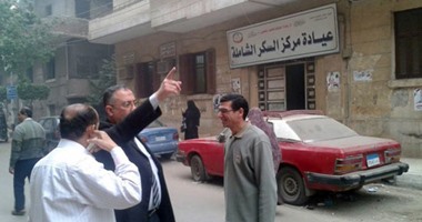 مدير التأمين الصحى بالشرقية يشدد على إخلاء المخازن لتطوير مستشفى العاشر