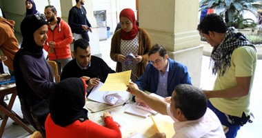 انتخابات اتحاد الطلاب  بجامعة القاهرة وعين شمس