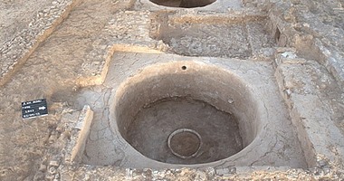 بالصور.. العثور على حفريات تراثية لإنتاج النبيذ بالأرضى المحتلة