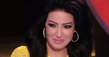 سمية الخشاب تغنى مع أحمد سعد على المسرح الرومانى فى الإسكندرية
