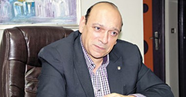 "مش كل ست ينفع تشفط"..خبير تجميل الدكتور فتحى خضير: "الشفط عملية ليها قوانين ولازم الجلد يكون مشدود وأستكه كويس".. ولو الست عاوزة تحافظ على روحها تتغذى وتنام كويس وتلعب رياضة