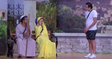 نشطاء يشيدون بـ"مسرح مصر".. مؤكدين: "كوميديا بدون إسفاف"