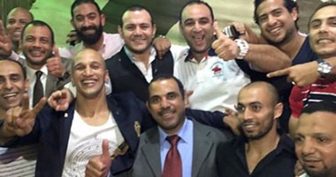 ظهور كرم جابر فى عيد ميلاد مدربه