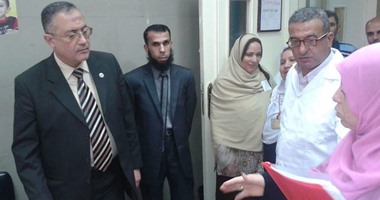 مدير تأمين صحى الشرقية يتفقد عيادة بلبيس للاطمئنان على صرف السوفالدى
