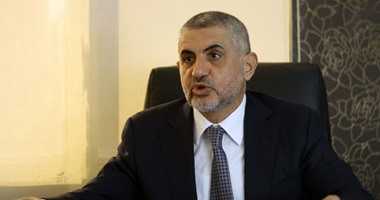 وصول حسن مالك لـ"أمن الدولة" لنظر تجديد حبسه بتهمة "ضرب الاقتصاد القومى"