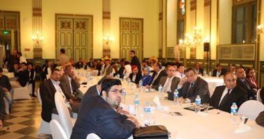 عصام شرف: لابد من تطبيق نظام الحافلات السريعة بالقاهرة وإلا تحولت لجراج كبير