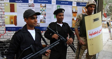 مشادة بين ناخب ومجند بسبب معاكسة البنات فى البساتين