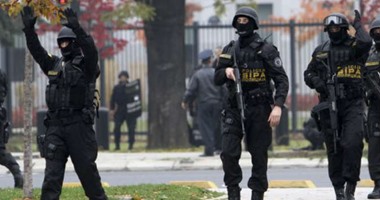 شرطة البوسنة تعتقل 50 مهاجرا  يستقلون قطارا للشحن